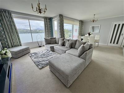 Open Plan Lounge/Dining Room